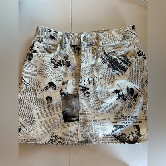 Reformation Black and White Newspaper Print Denim Skirt - Picture 1 of 5